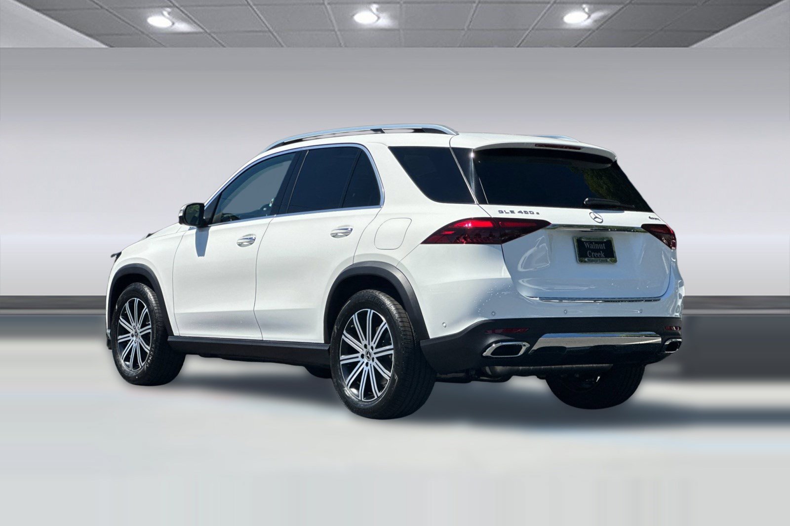 New 2026 Mercedes-Benz GLE 450e 4MATIC image 3