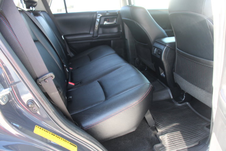 Used 2024 Toyota 4Runner TRD Off-Road Premium w/ Moonroof Package AWD/4WD image 19