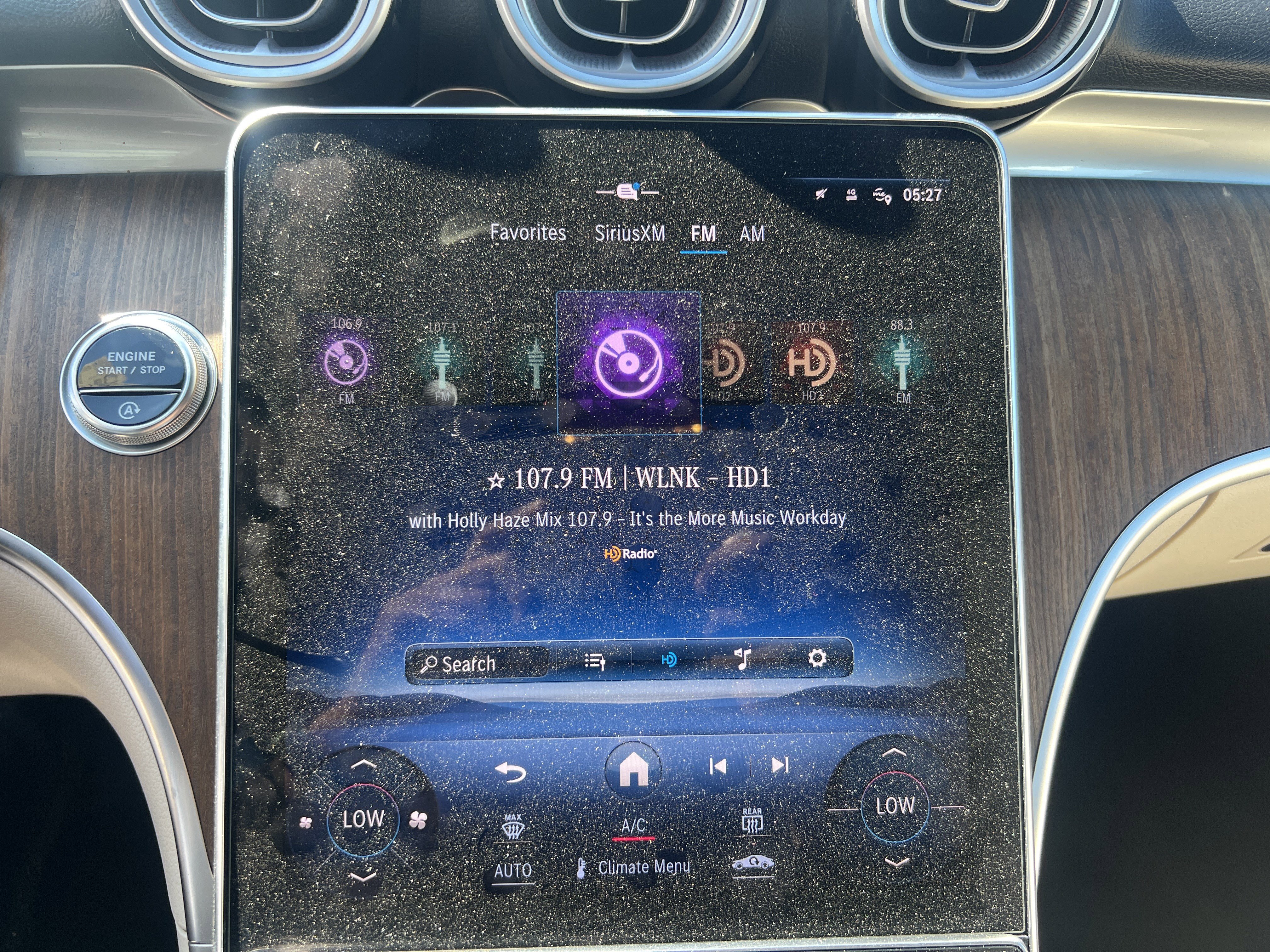 Certified 2023 Mercedes-Benz C 300 Sedan w/ Exclusive Trim Package image 23