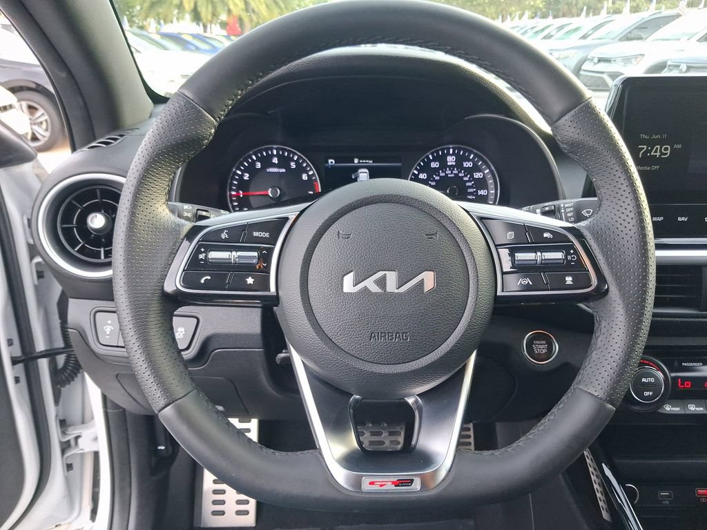 Used 2023 Kia Forte GT-Line w/ GT-Line Technology Package FWD image 17