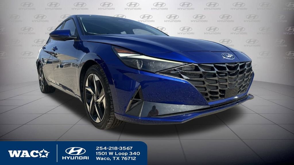 Used 2023 Hyundai Elantra Limited image 3