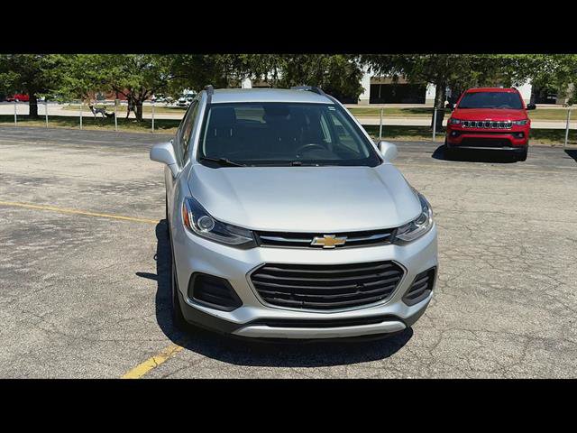 Used 2019 Chevrolet Trax LT w/ LT Convenience Package FWD image 31