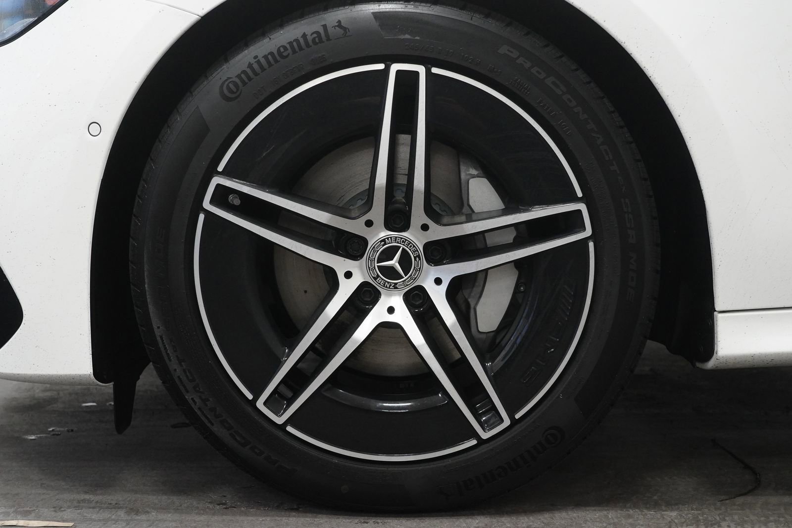 New 2026 Mercedes-Benz E 350 4MATIC Sedan image 13