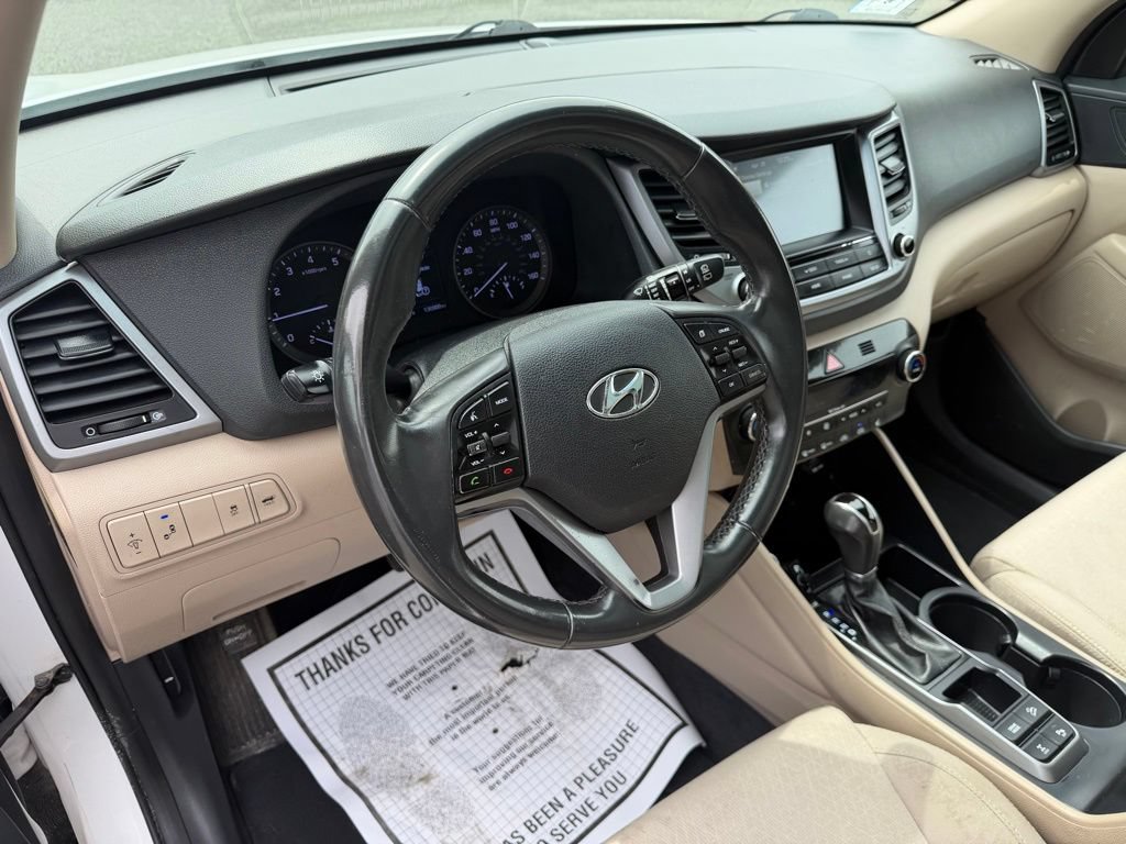 Used 2019 Hyundai Tucson Value w/ Cargo Package AWD/4WD image 16