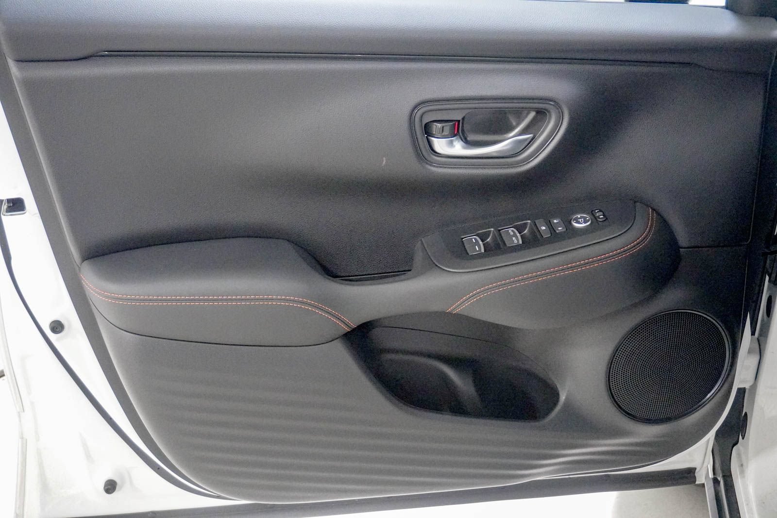 Certified 2026 Honda HR-V Sport image 15