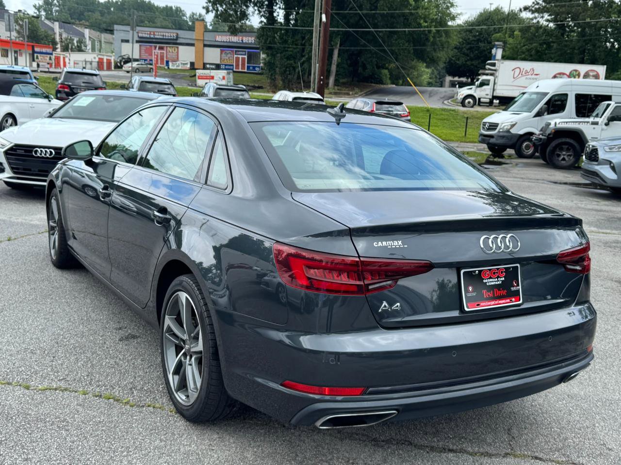 Used 2019 Audi A4 2.0T Premium FWD image 5