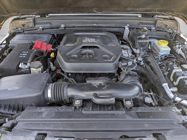 Used 2019 Jeep Wrangler Unlimited Sahara image 22