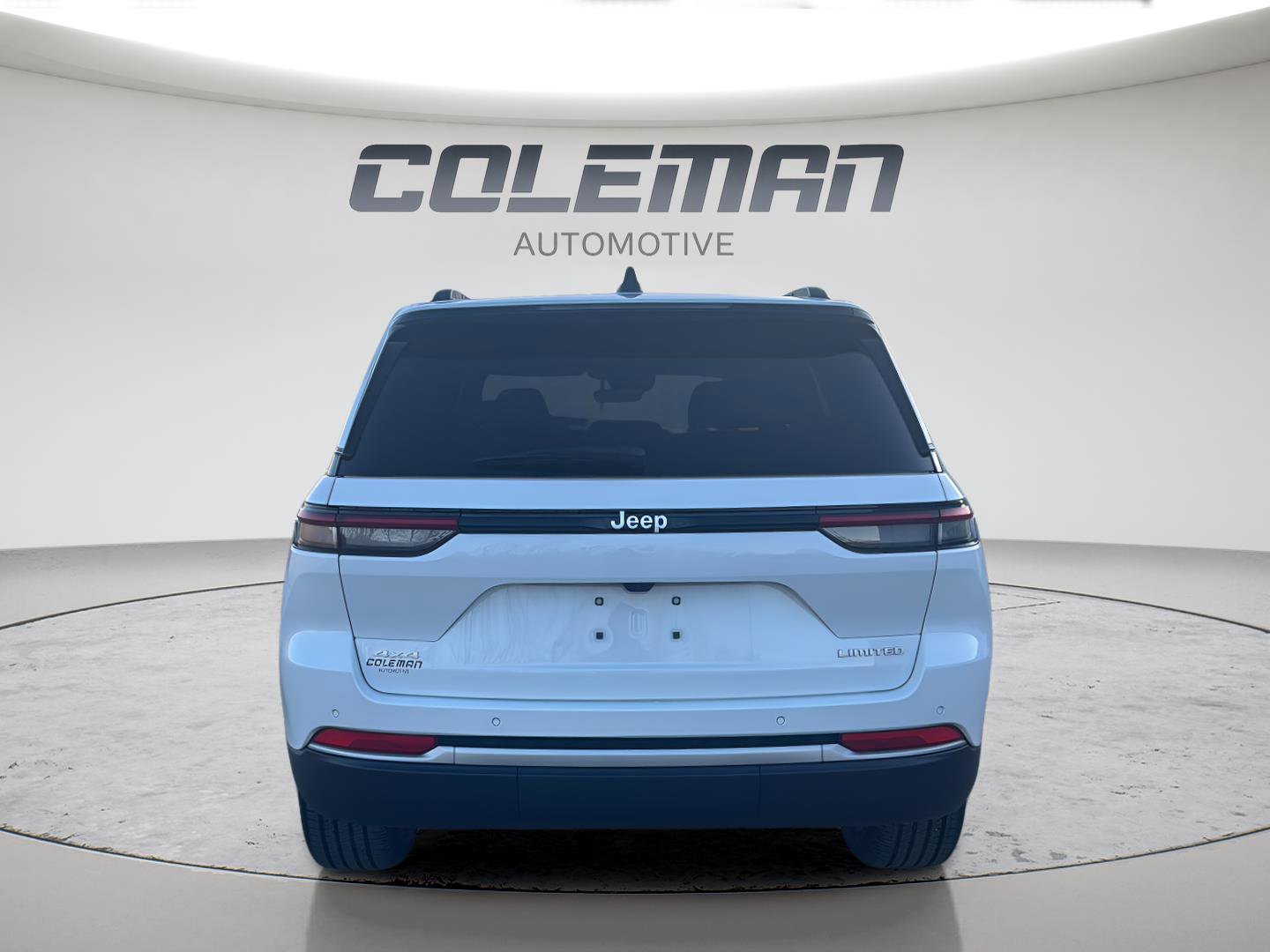 New 2026 Jeep Grand Cherokee Limited w/ Trailer Tow Package image 4