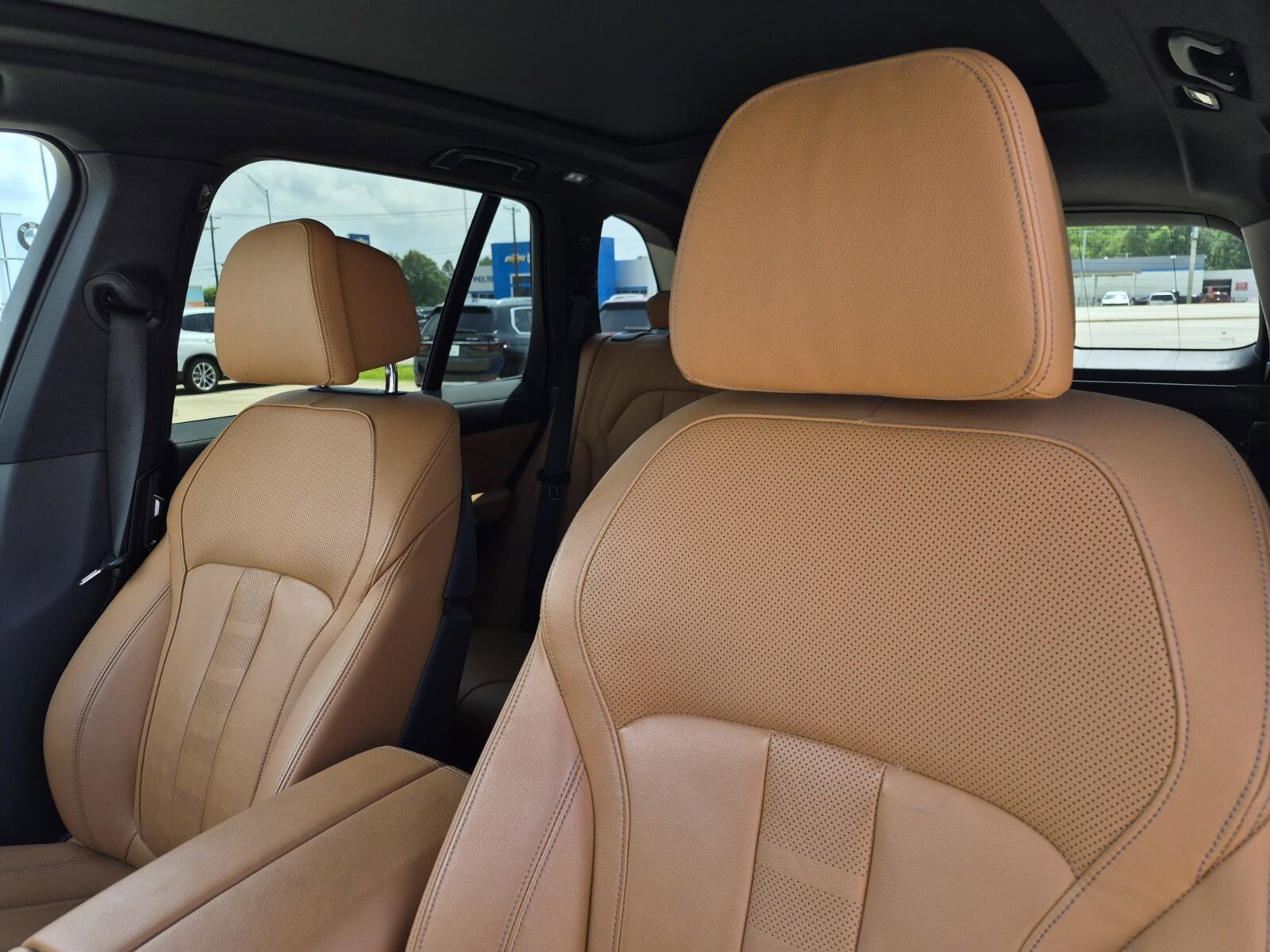 Used 2021 BMW X5 sDrive40i w/ M Sport Package RWD image 14