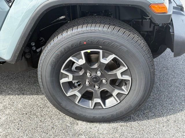 New 2026 Jeep Gladiator Sport AWD/4WD image 11