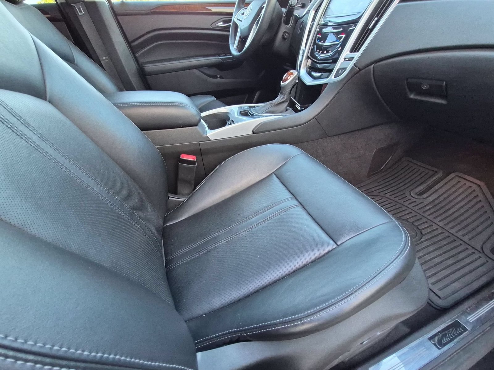 Used 2015 Cadillac SRX Luxury FWD image 31