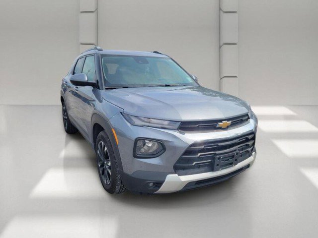Used 2022 Chevrolet TrailBlazer LT FWD image 3