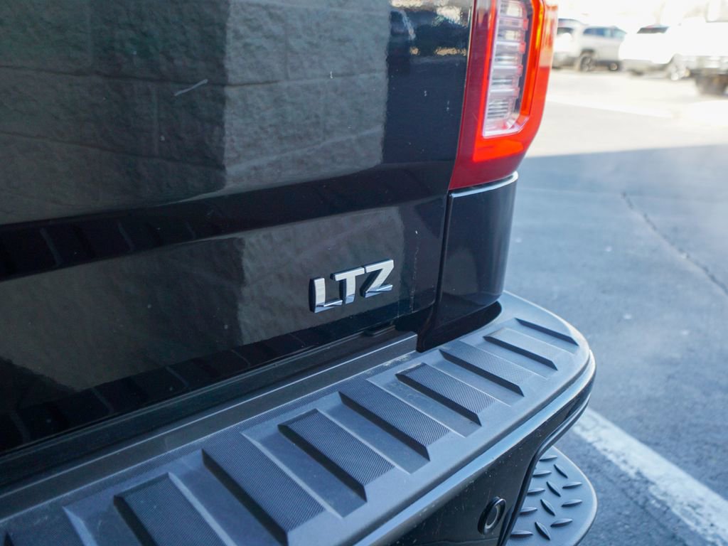 Used 2017 Chevrolet Silverado 1500 LTZ Z71 w/ LTZ Plus Package image 11