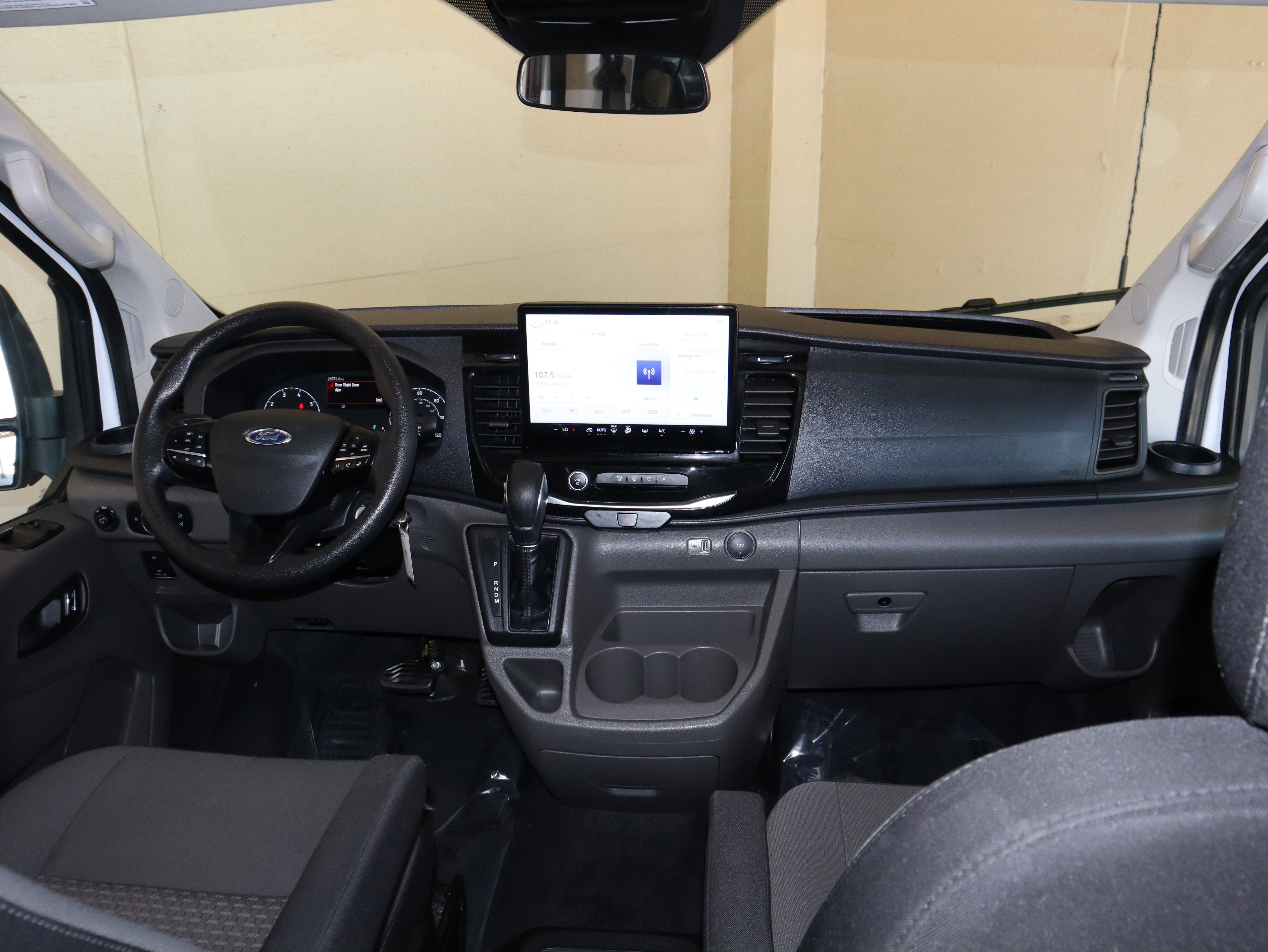 Used 2024 Ford Transit 350 XLT RWD image 25