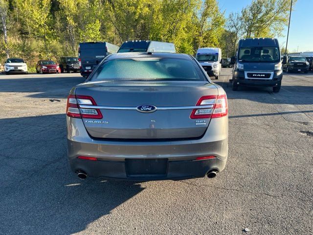 Used 2013 Ford Taurus SEL FWD image 5