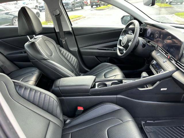 Used 2024 Hyundai Elantra Limited FWD image 22