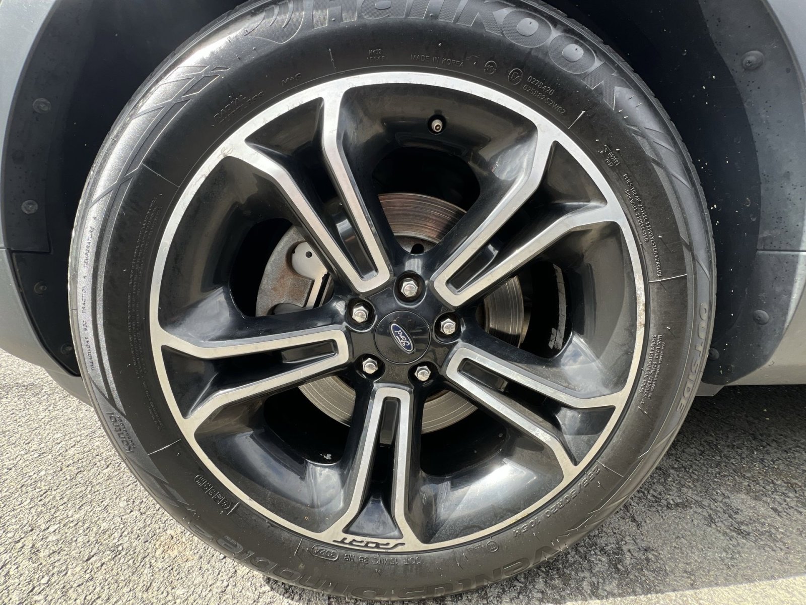 New 2026 Ford Explorer ST-Line image 12