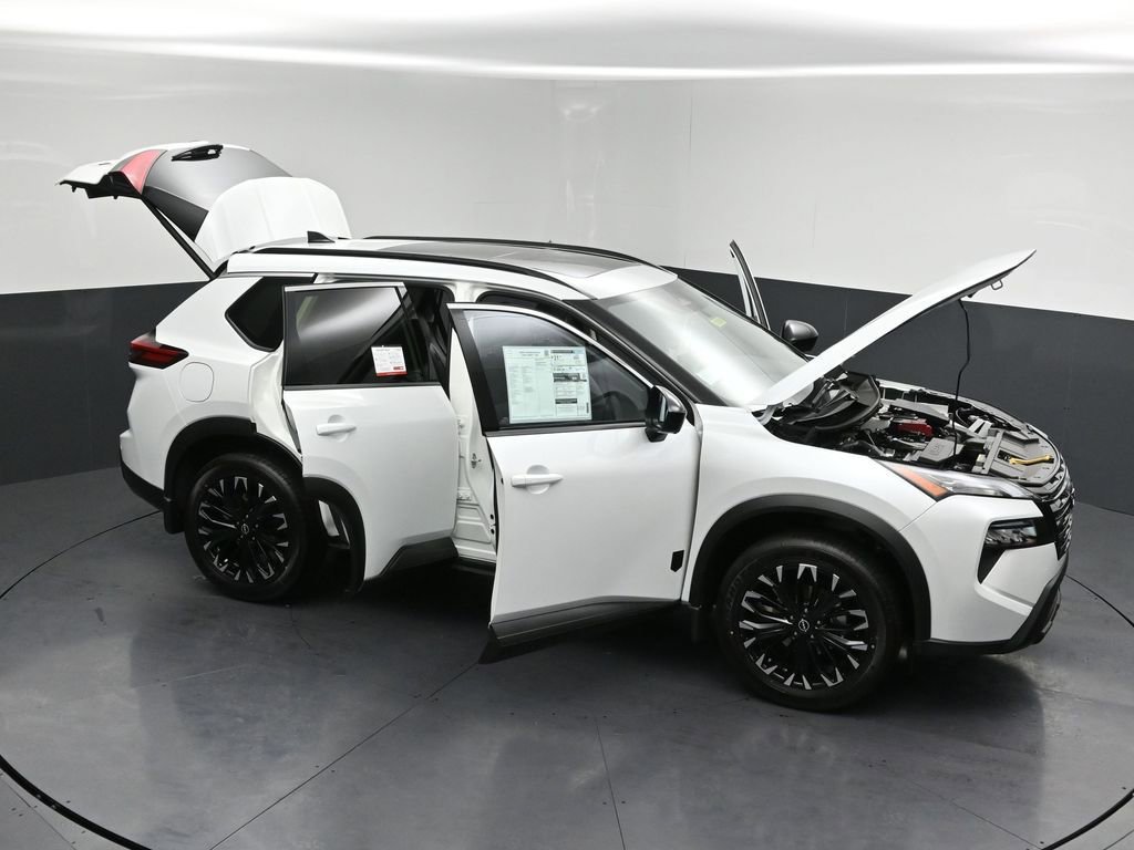 New 2026 Nissan Rogue SV AWD/4WD image 30
