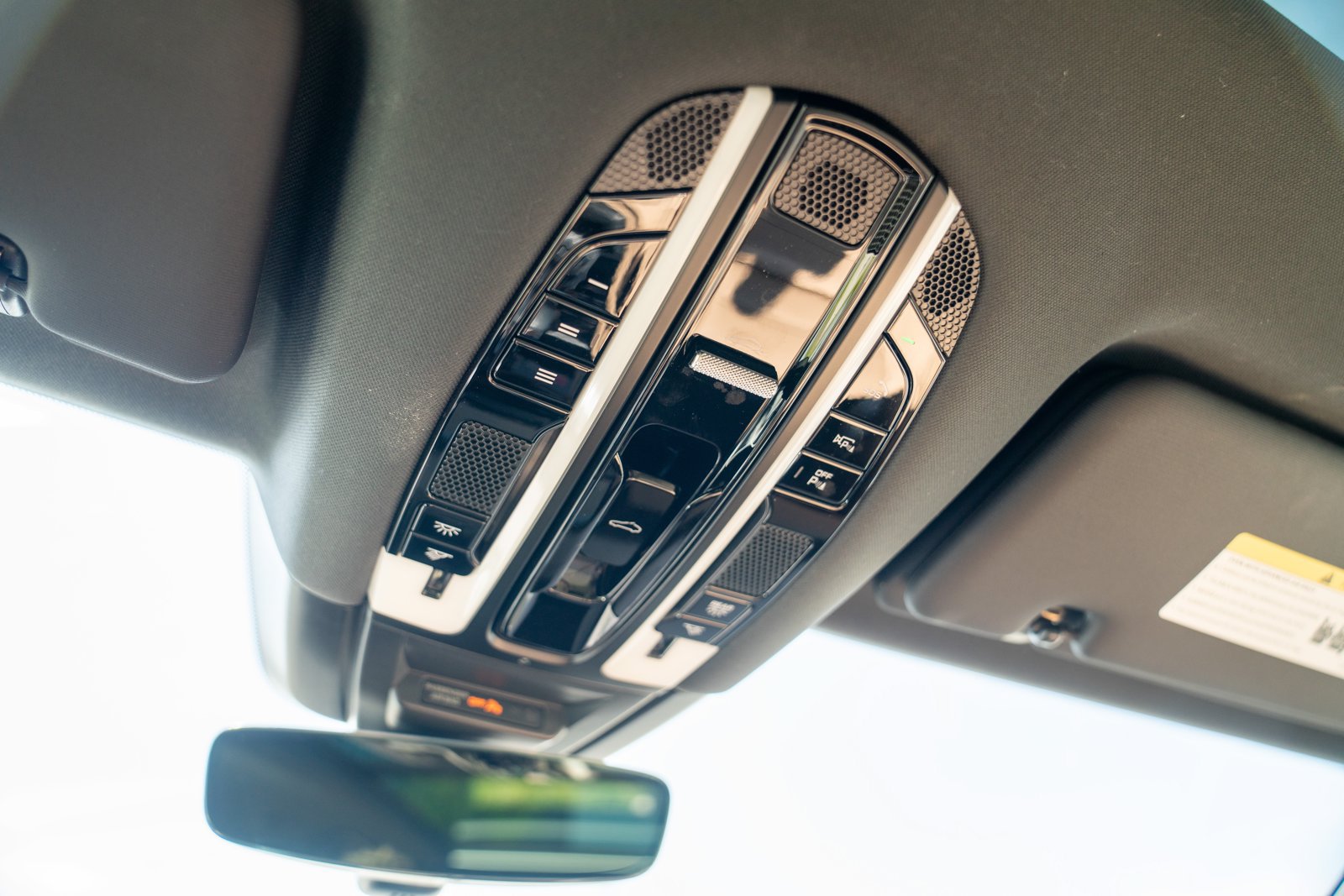 Certified 2022 Porsche Cayenne AWD/4WD image 21