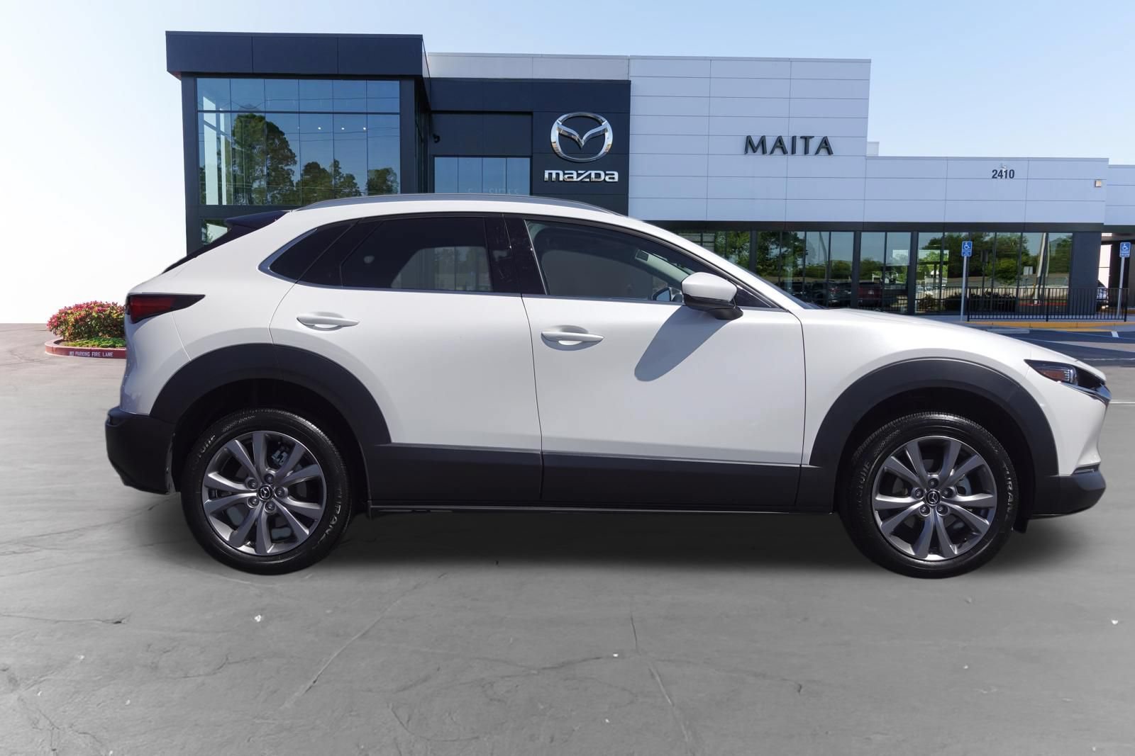 Used 2024 MAZDA CX-30 AWD 2.5 S w/ Premium Package image 2