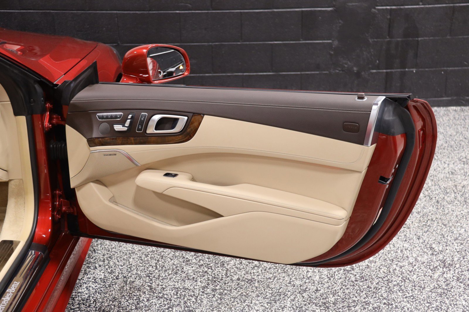 Used 2018 Mercedes-Benz SL 450 image 40