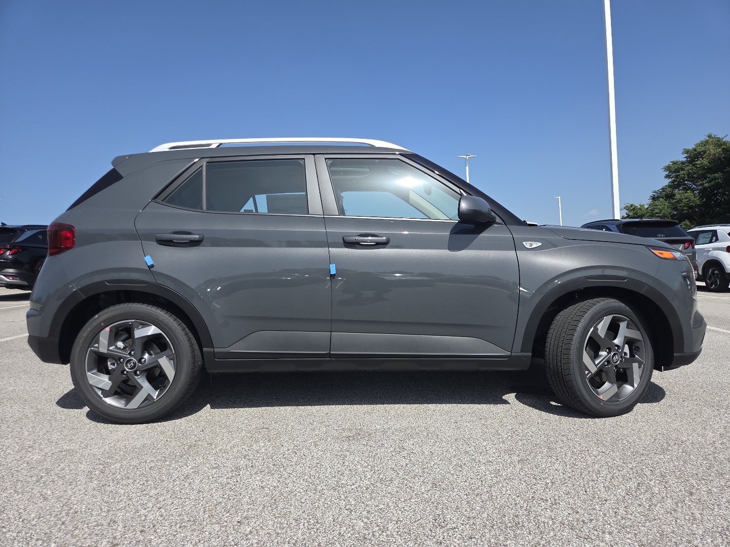 New 2026 Hyundai Venue SEL FWD image 17