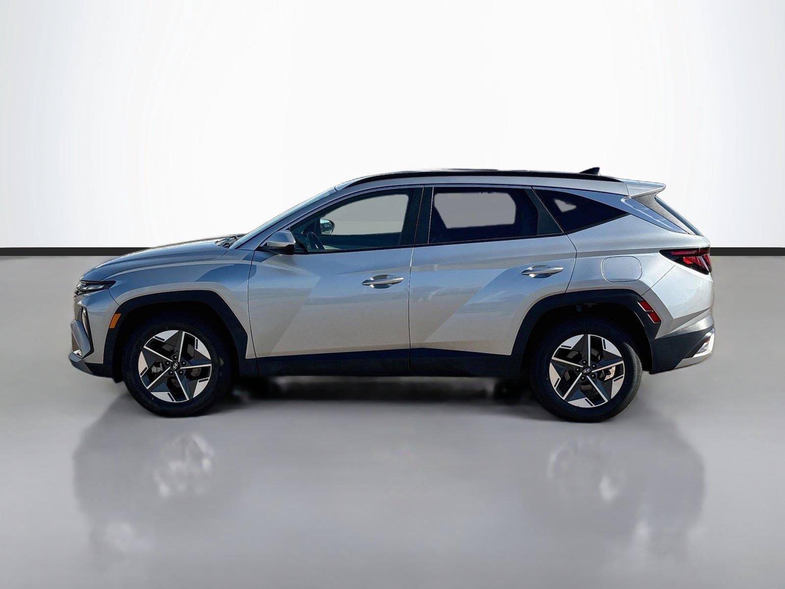 Used 2025 Hyundai Tucson SEL AWD/4WD image 8