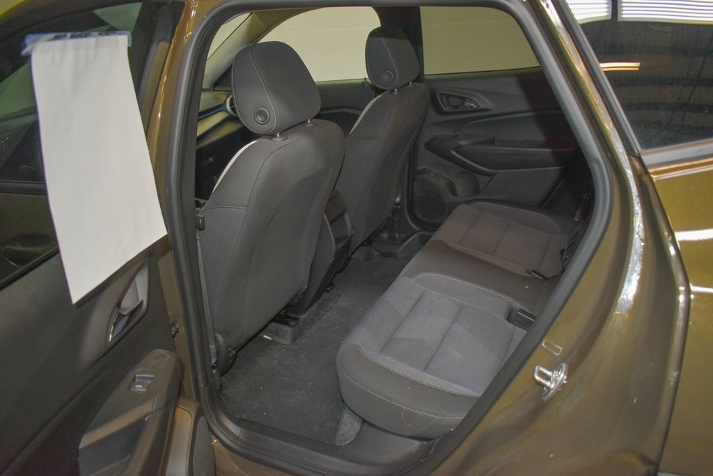 Used 2024 Chevrolet Trax LS w/ LS Convenience Package image 23
