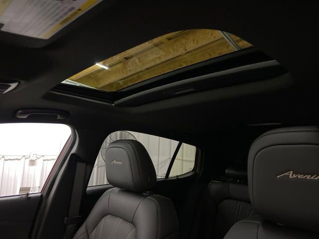 Used 2025 Buick Envista Avenir FWD image 36