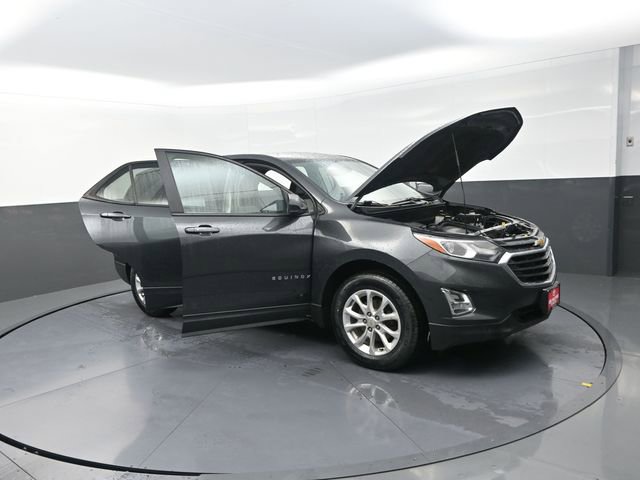 Used 2020 Chevrolet Equinox LS w/ LS Convenience Package AWD/4WD image 13
