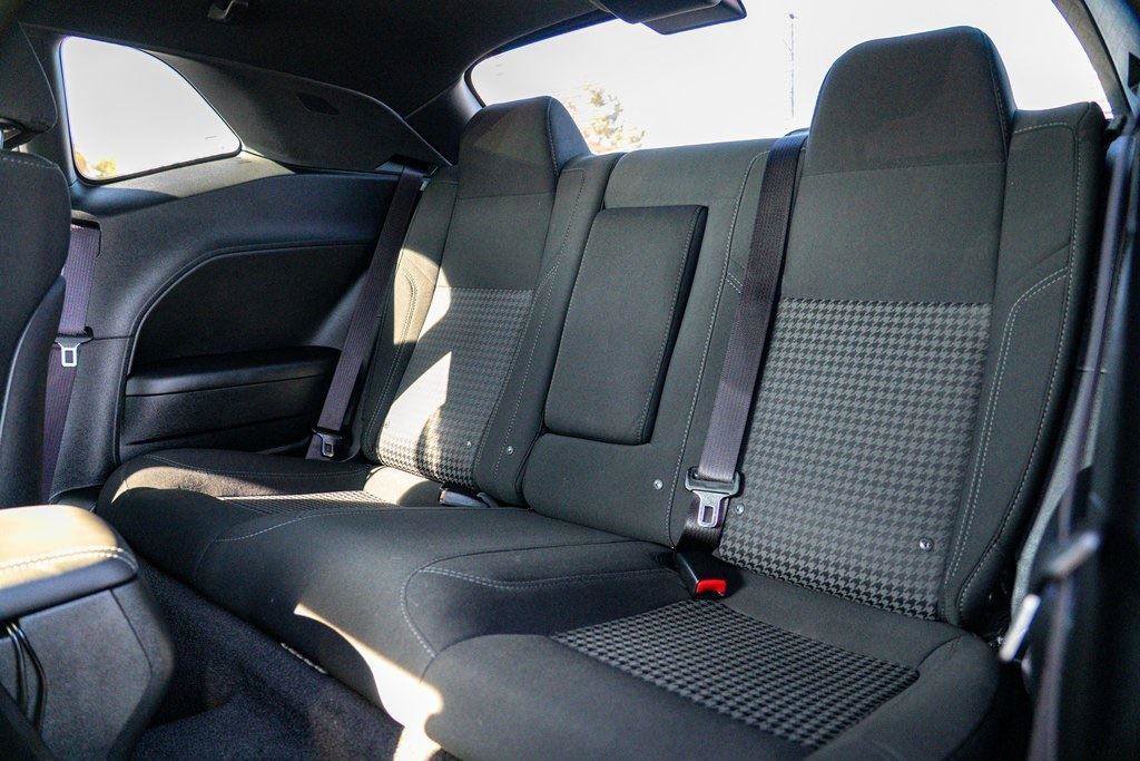 Used 2016 Dodge Challenger R/T w/ Blacktop Package image 24