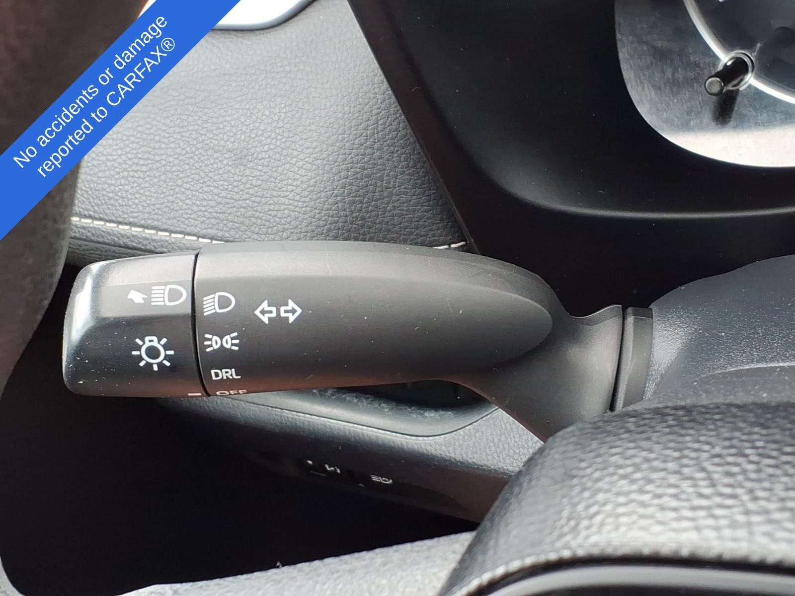 Used 2019 Toyota RAV4 LE AWD/4WD image 23