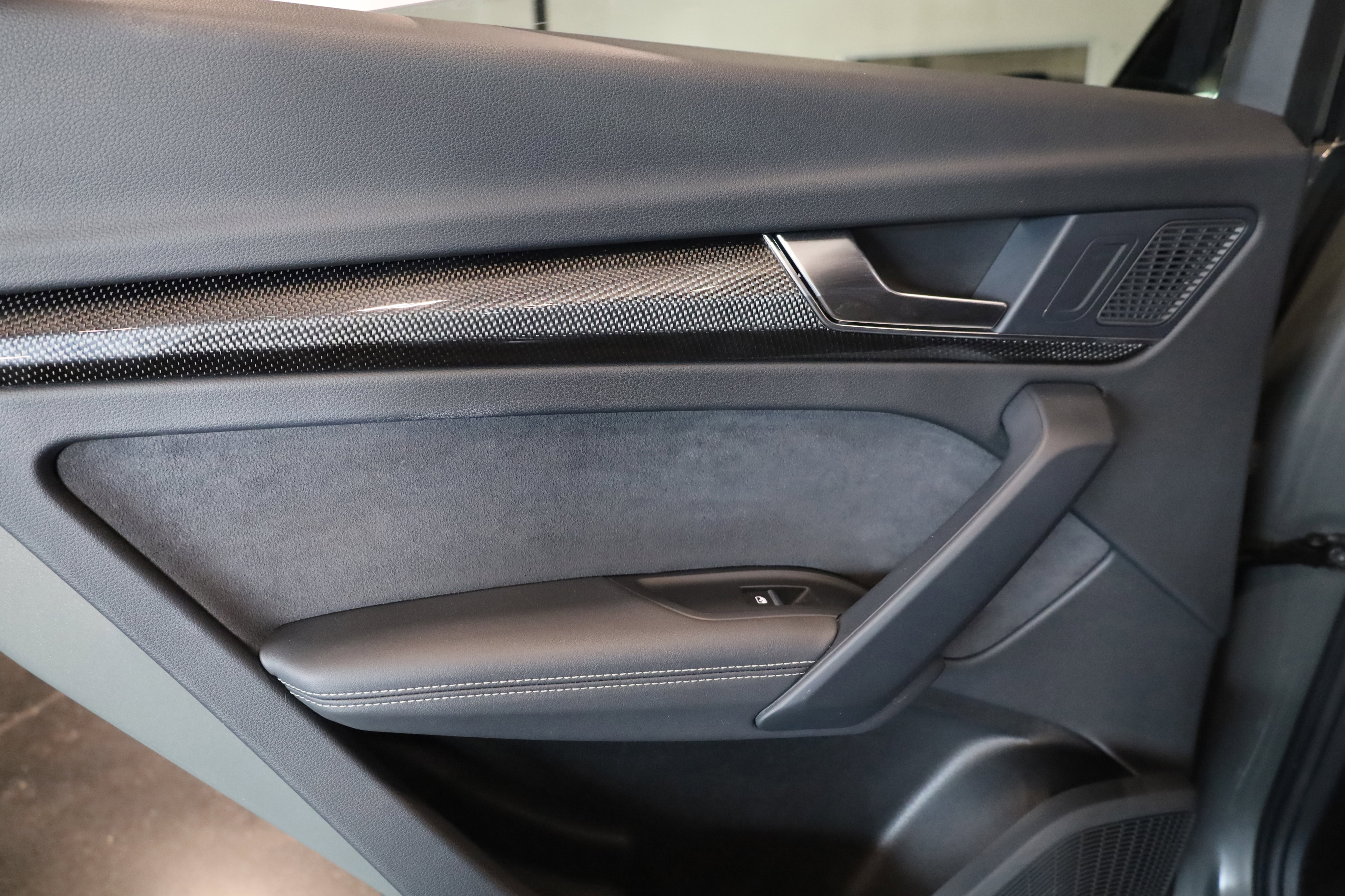 Used 2023 Audi SQ5 Premium Plus image 35