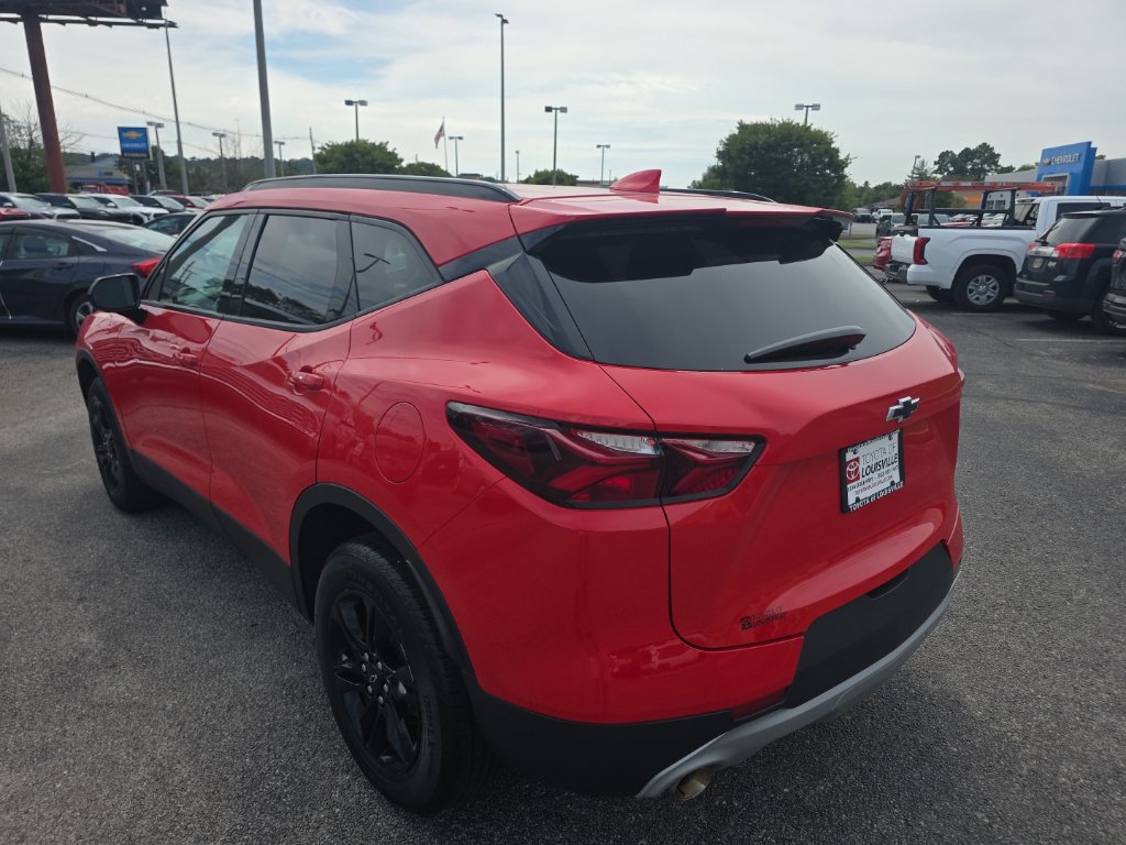 Used 2021 Chevrolet Blazer LT w/ Midnight/Sport Edition FWD image 6