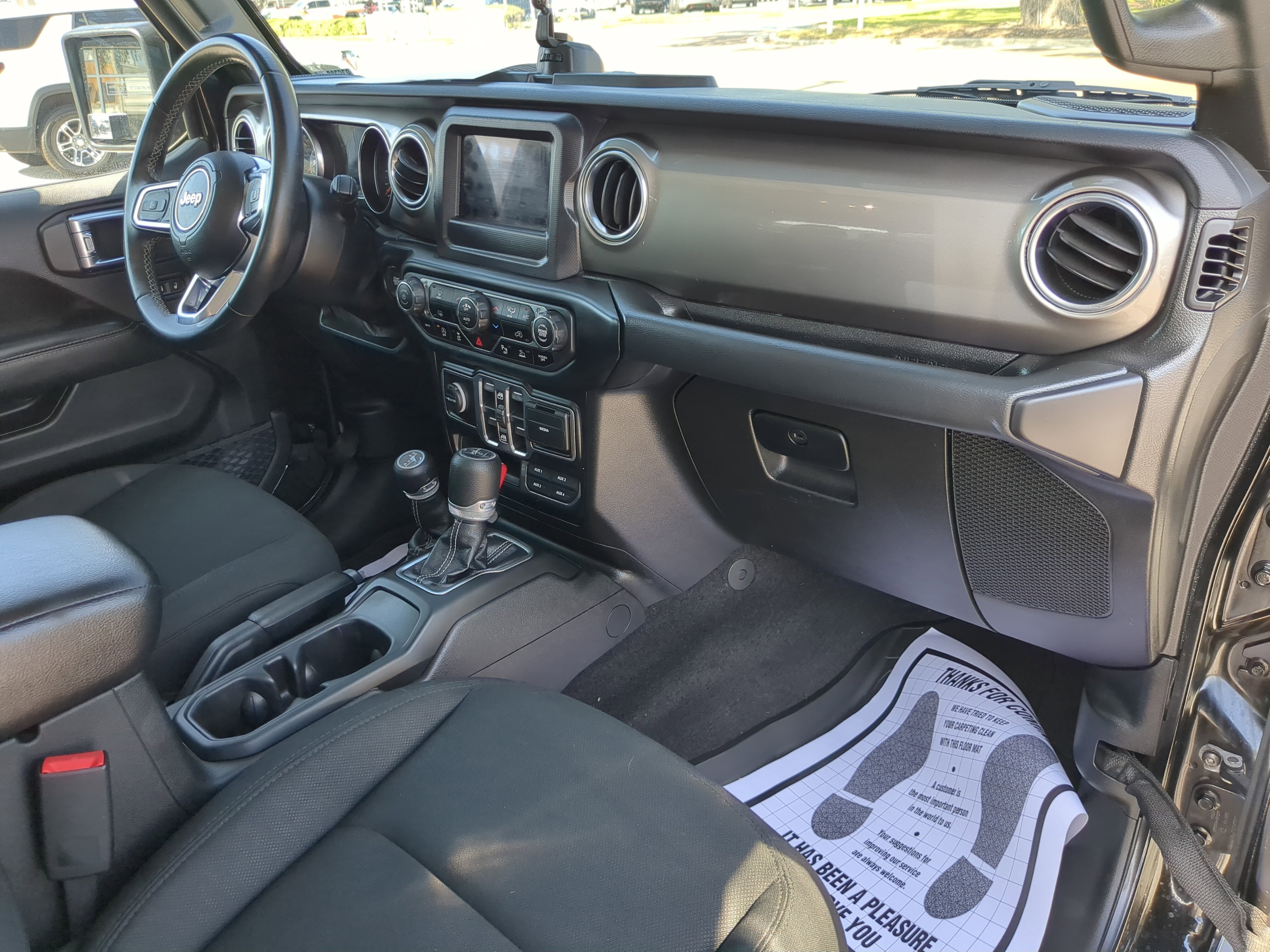 Used 2020 Jeep Gladiator Overland w/ Safety Group image 11