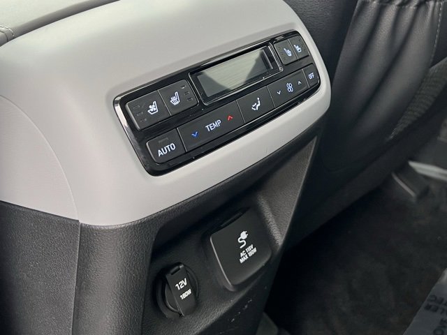 Used 2024 Hyundai Palisade SEL image 36