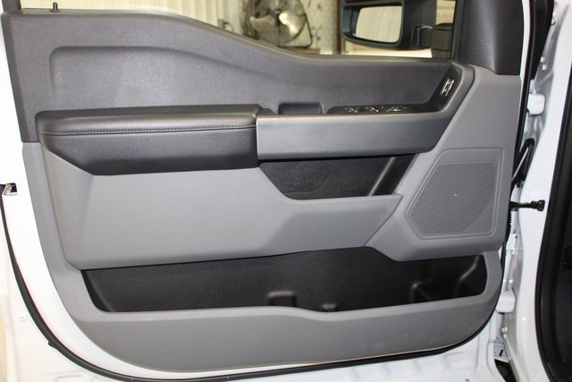 Used 2023 Ford F250 XL w/ STX Appearance Package image 9