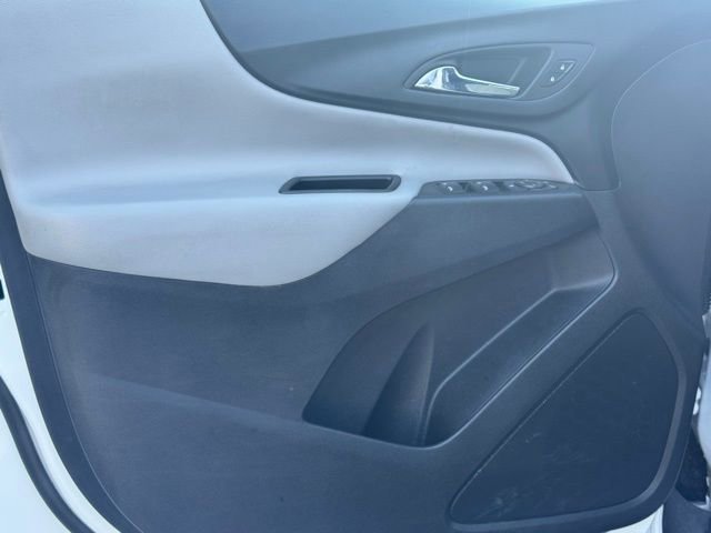 Used 2021 Chevrolet Equinox LS w/ LS Convenience Package image 15