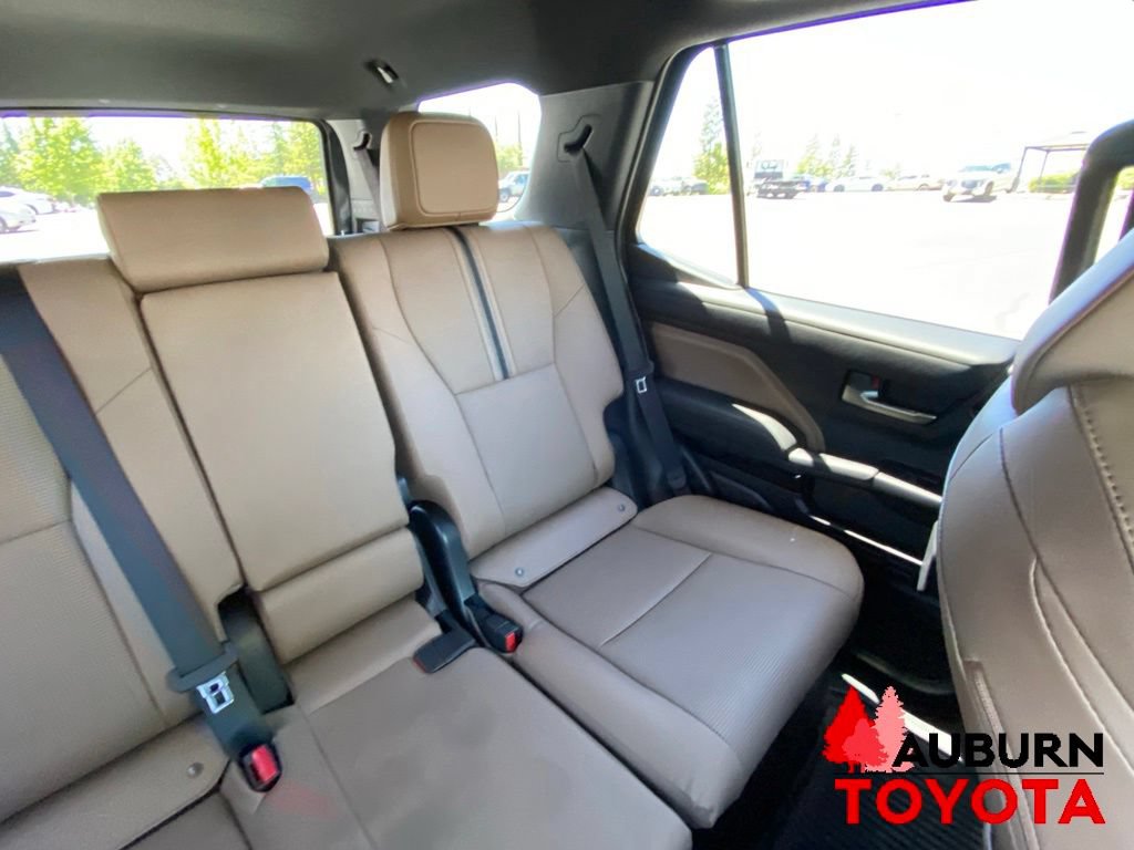 New 2026 Toyota 4Runner Limited AWD/4WD image 21
