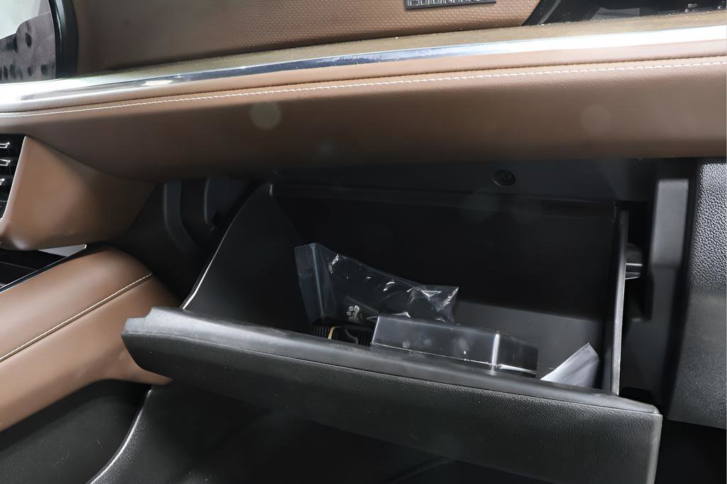 Used 2025 Chevrolet Tahoe High Country w/ Sun And Tow Package image 36