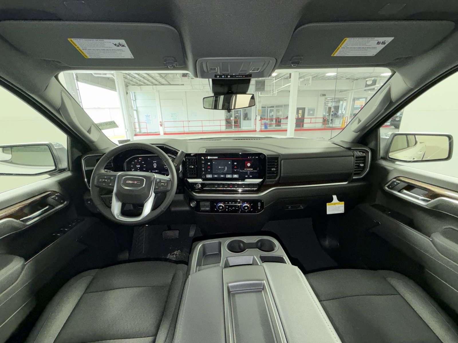 New 2026 GMC Sierra 1500 SLE image 23