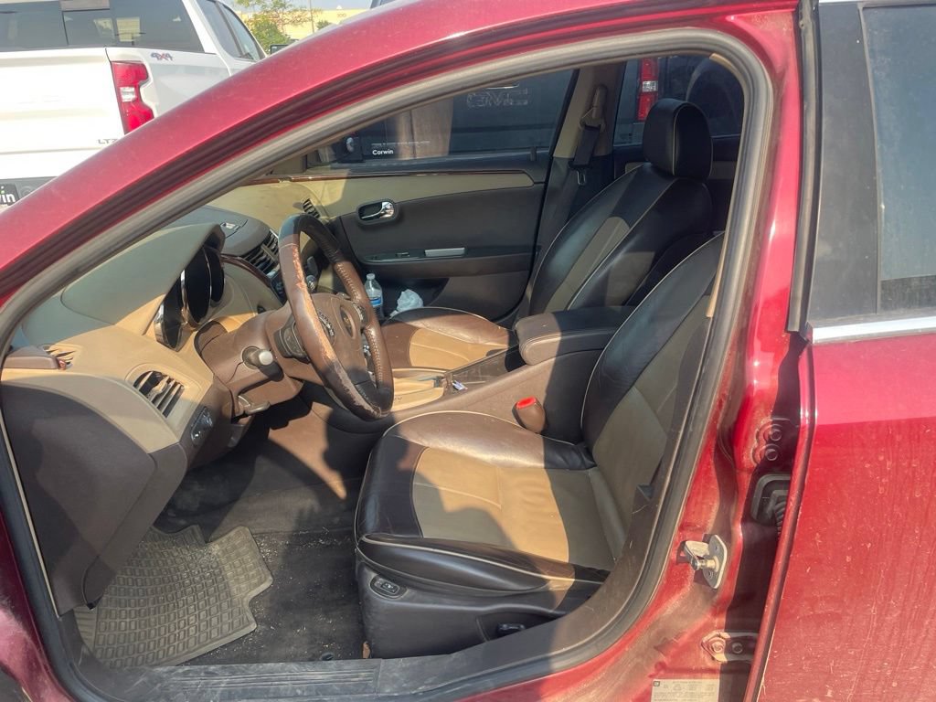 Used 2008 Chevrolet Malibu LTZ FWD image 18