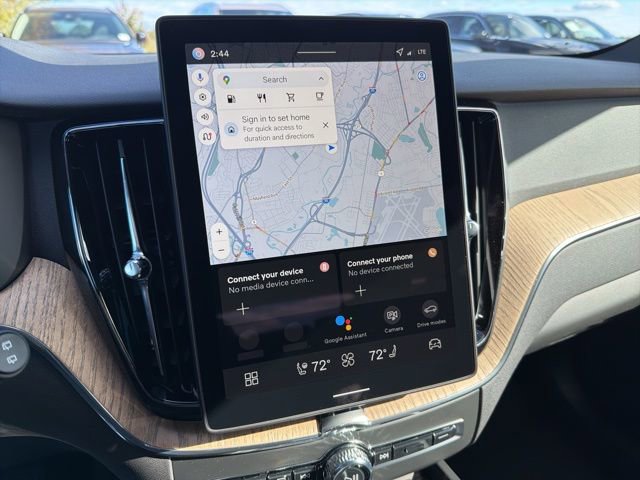 New 2026 Volvo XC60 B5 Plus w/ Protection Package Premier image 14