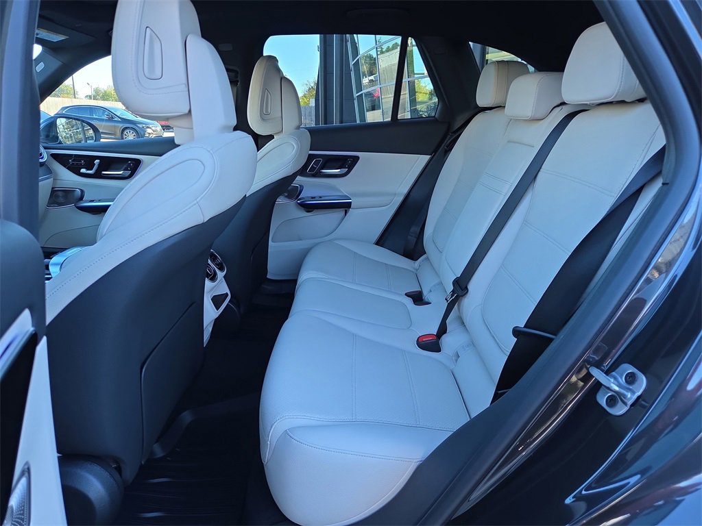 New 2026 Mercedes-Benz GLC 300 4MATIC image 12