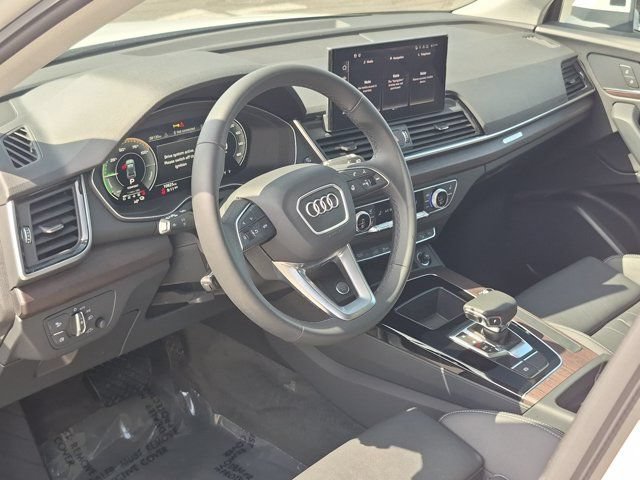 Used 2025 Audi Q5 e Premium AWD/4WD image 12