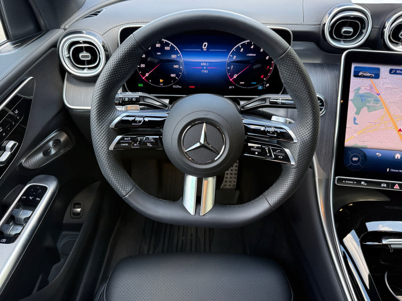 Used 2026 Mercedes-Benz GLC 300 4MATIC image 12