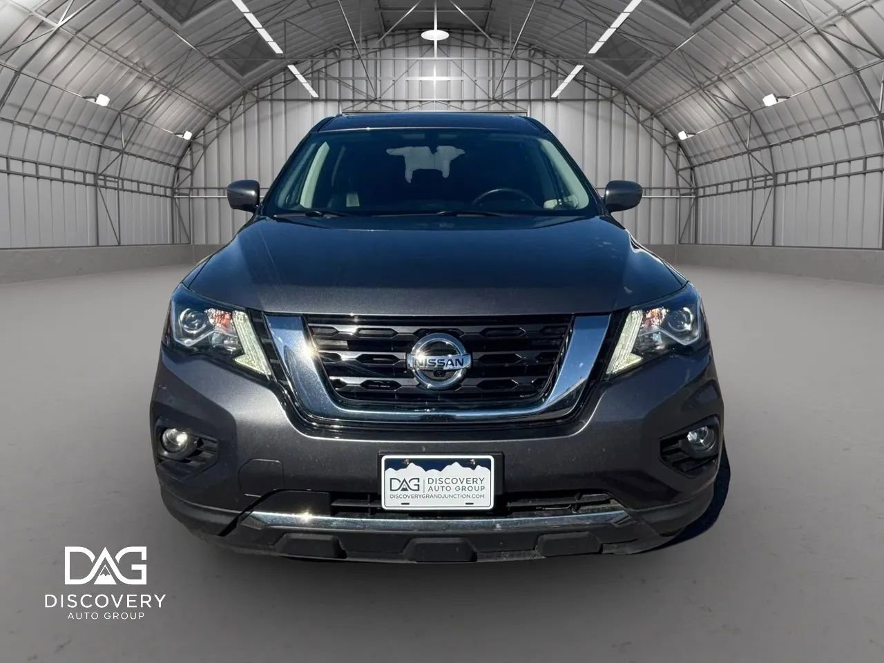Used 2019 Nissan Pathfinder Platinum AWD/4WD image 5