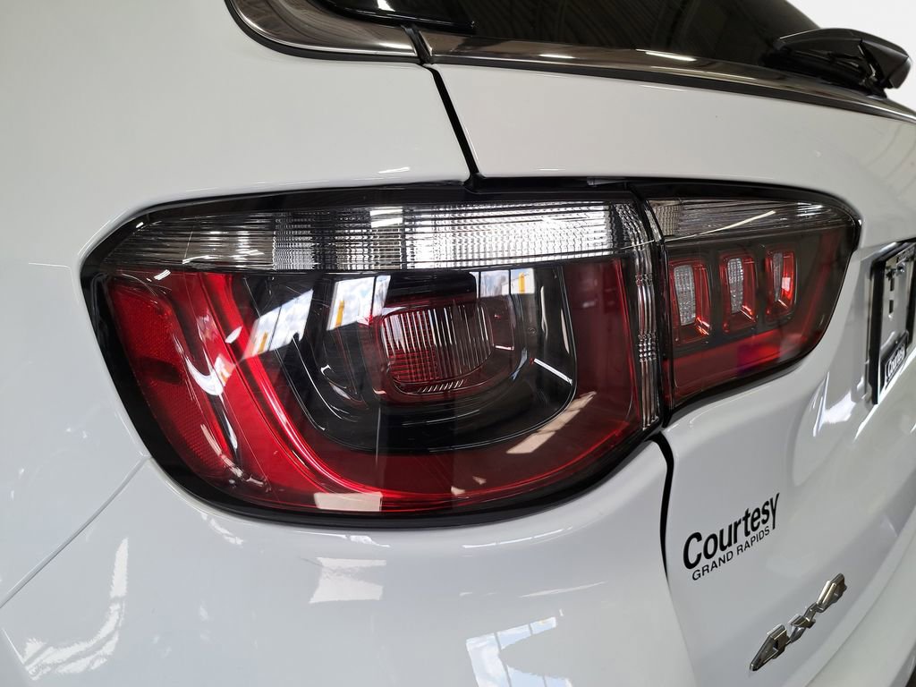 Certified 2025 Jeep Compass Limited AWD/4WD image 32