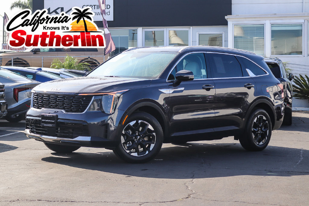 Certified 2026 Kia Sorento S FWD image 1