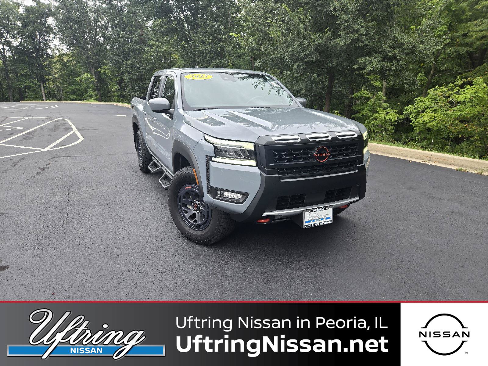 Used 2025 Nissan Frontier PRO-4X AWD/4WD image 1